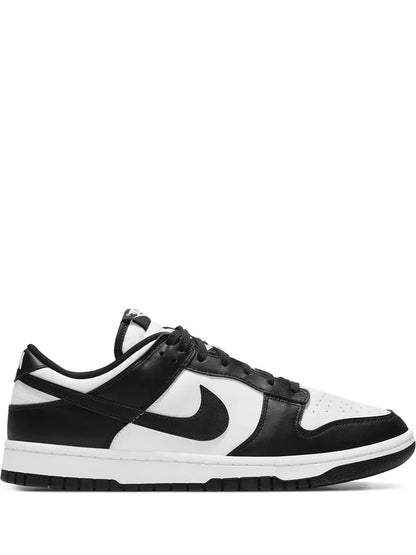 nikee sb dunk low panda with keychain extra lace