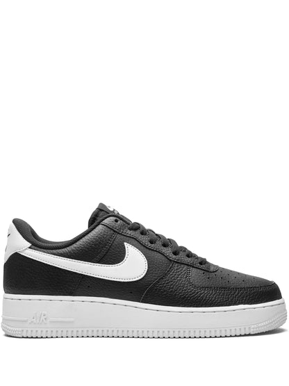 NIKE AIR FORCE 1 07 BLACK WHITE