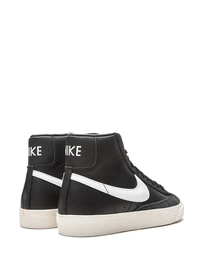 Nike mid blazer vintage Black white