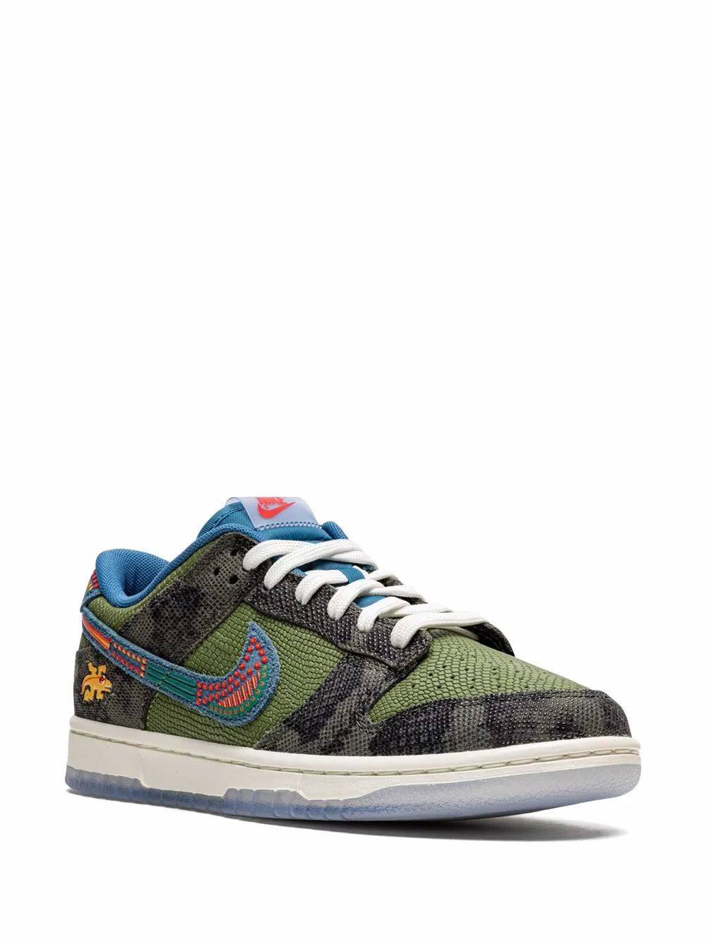 NIKE DUNK SEIMPRE FAMILIA UA