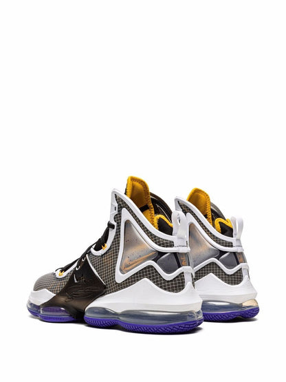 Nike Lebron 19 Basketball