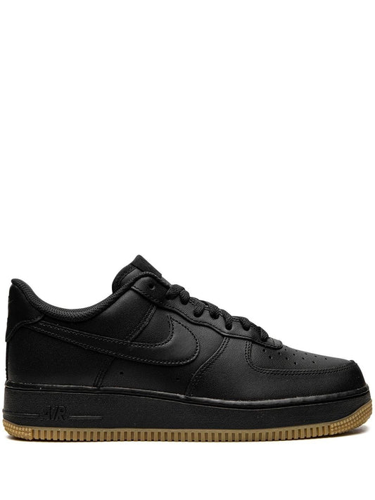 NIKE AIR FORCE 1 LUXE BLACK GUM