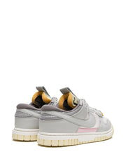 NIKE SB DUNK LOW JUMBO