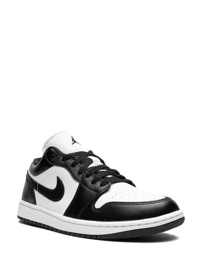 Jordan Retro 1 low black white PANDA