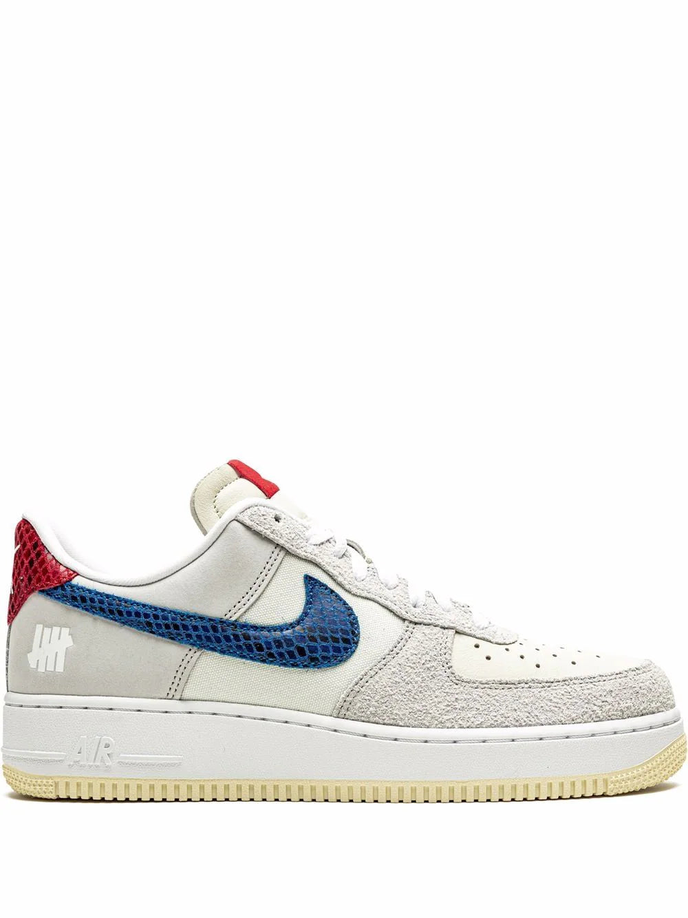 Airforce 1 Low Undefeated 5 On It