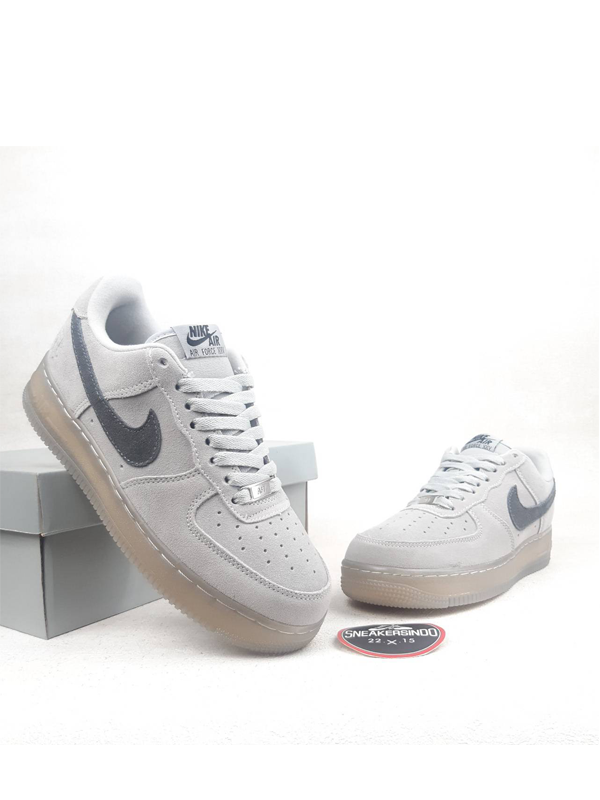 nike Airforce 1 x champ grey