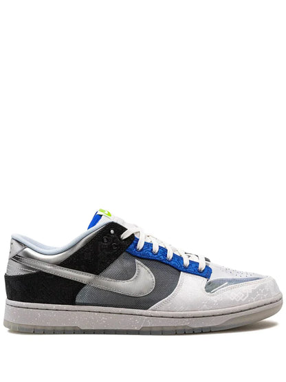 NIKE SB DUNK LOW X WHAT THE CLOT