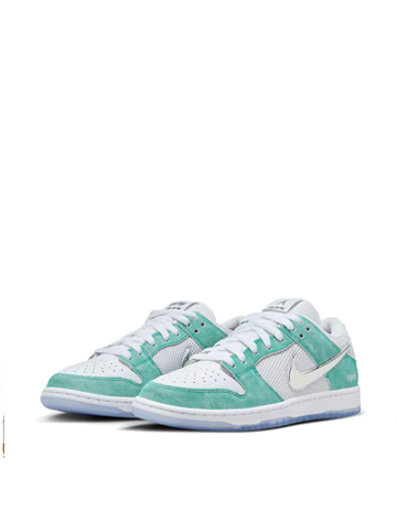 Nike Sb Dunk April SkateBoards