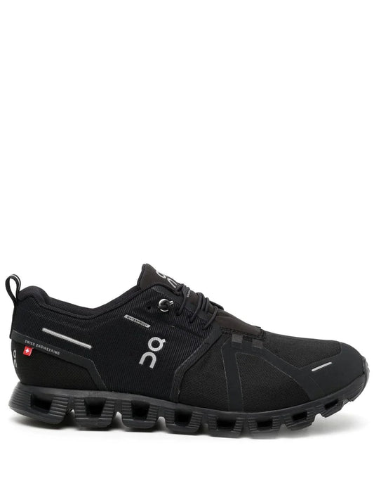 On cloud 5 Running All black