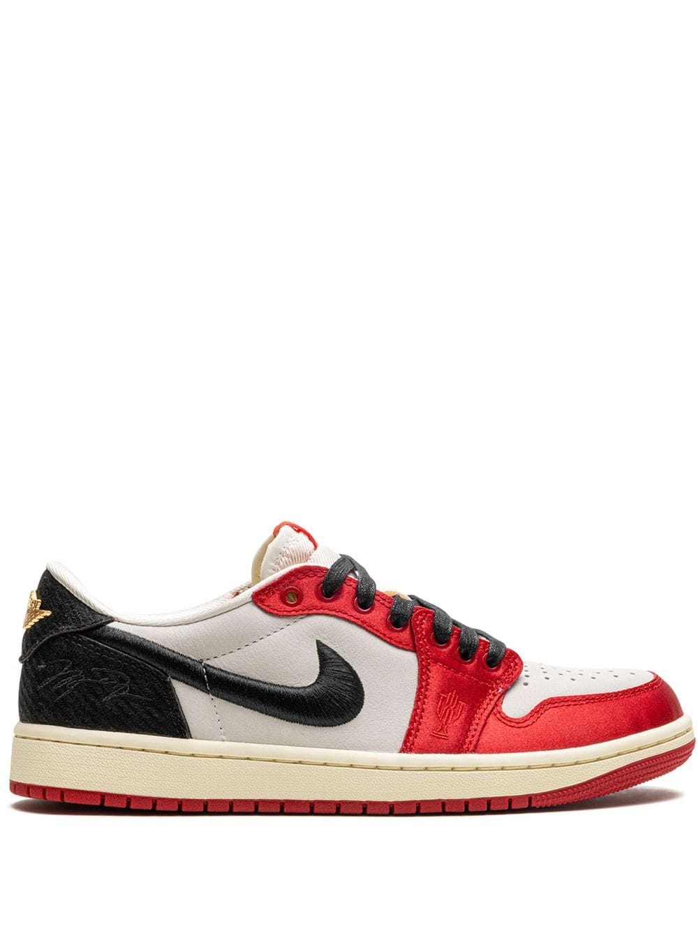 Nikee Air Jordan 1 Low Trophy room UA