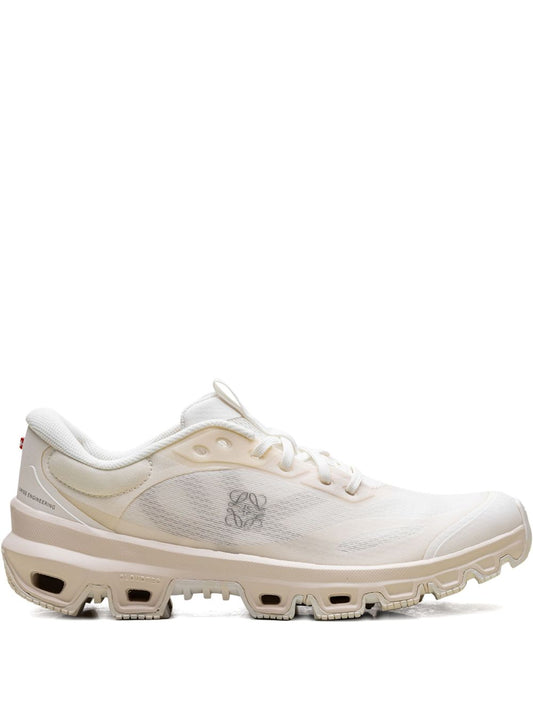 ON CLOUD VENTURE X LOWE EGG SHELL