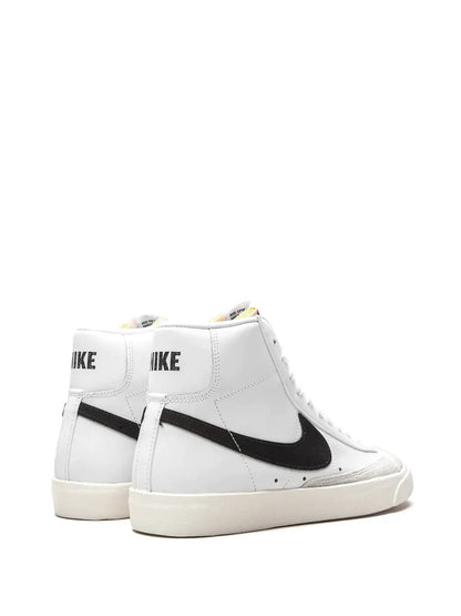 Nike Blazer Mid 77 vintage white black