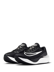 Nikee zoom fly 5 best running shoes 2023