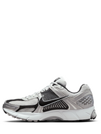 nike vomero 5 mettalic black