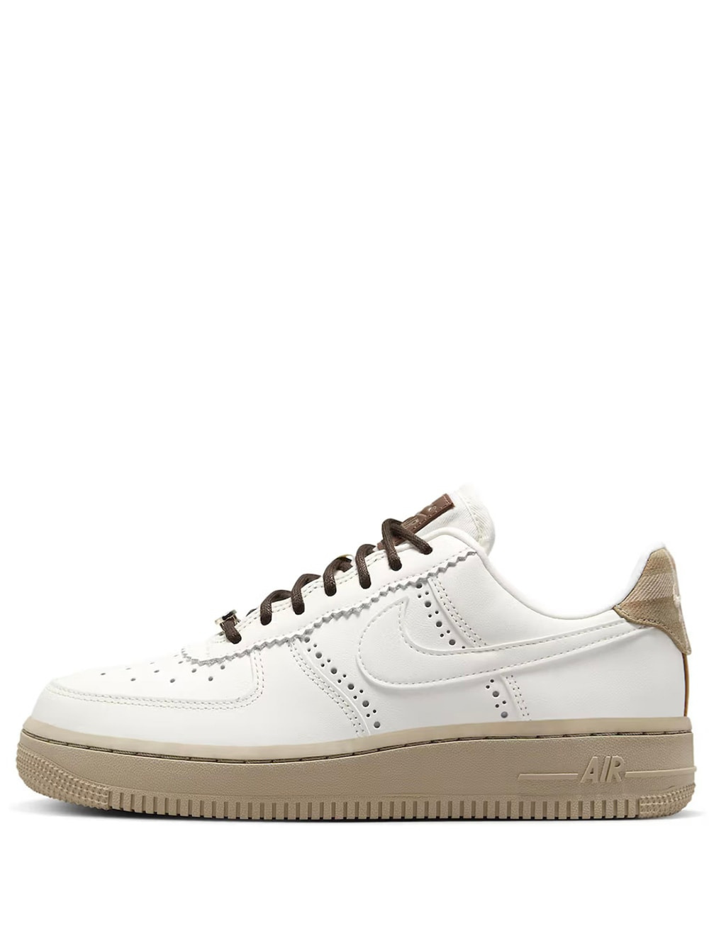 Nikee air force 1 low 07 lx brogue sail Secondary image