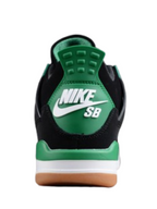 Nikee Air Jordan Retro 4 SB Alternate Black