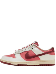 Nikee Dunk Low valentine s Day 2024