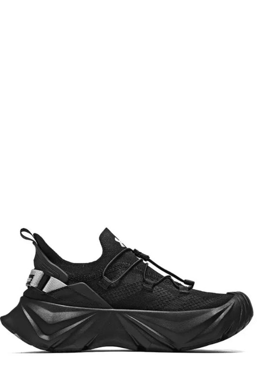 Under Armourr. UA Nion Black
