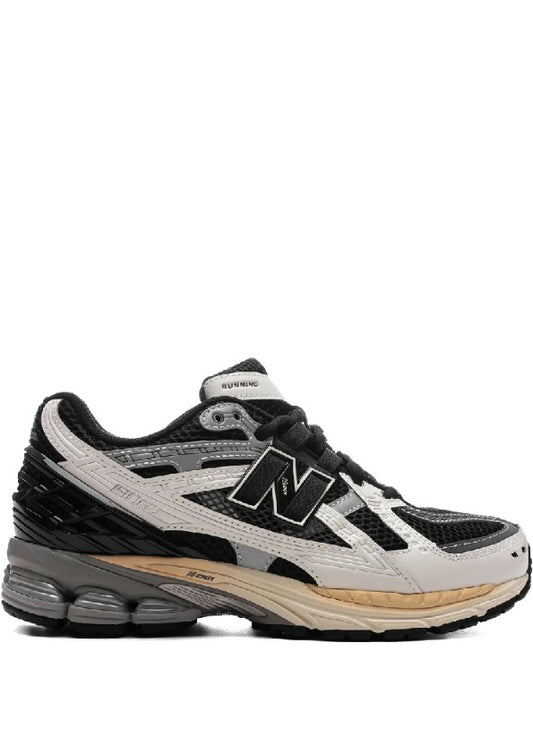 New Balancee 1906 Utility Black Sea Salt Magnet