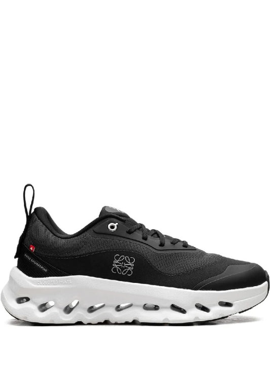 ON CLOUD X LOEWE CLOUDTILT BLACK WHITE