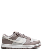 Nikee sb dunk low bone beige
