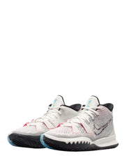 NikeKyrie 7 Horus Sneaker og box