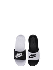 Nik_e Victori One Mismatch Slides