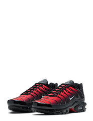 nikee airmax plus colour change reflects in heat