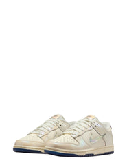 NIK.E DUNK LOW METALLIC JEWEL SWOOSH