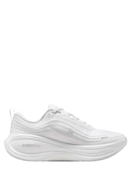 Nikee Vomero Plus Triple White