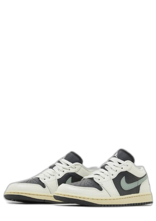 Nikee Air Jordan Retro 1 Low Jade Smoke