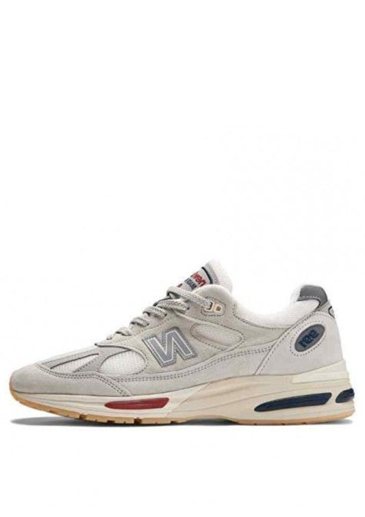 new Balanccee 991 V2 Vintage Sport