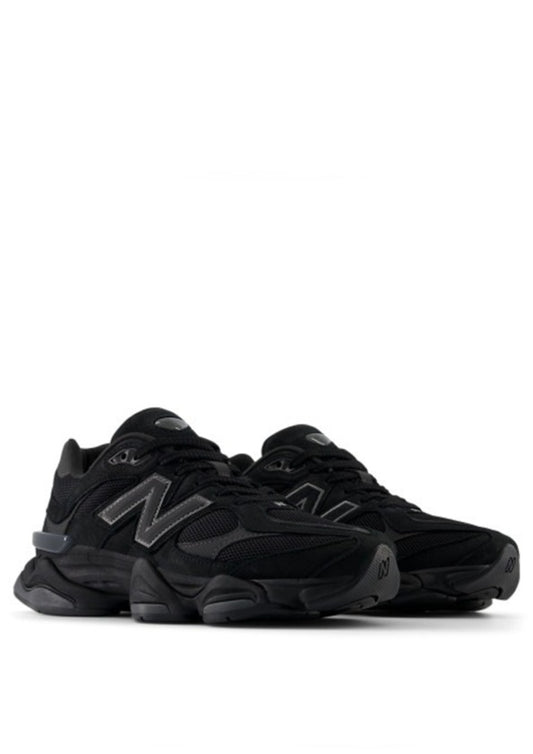Neww balancee 9060 Black Cat