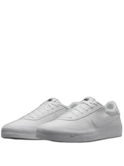 NIKEE court shot triple white