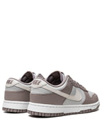 Nikee sb dunk low bone beige