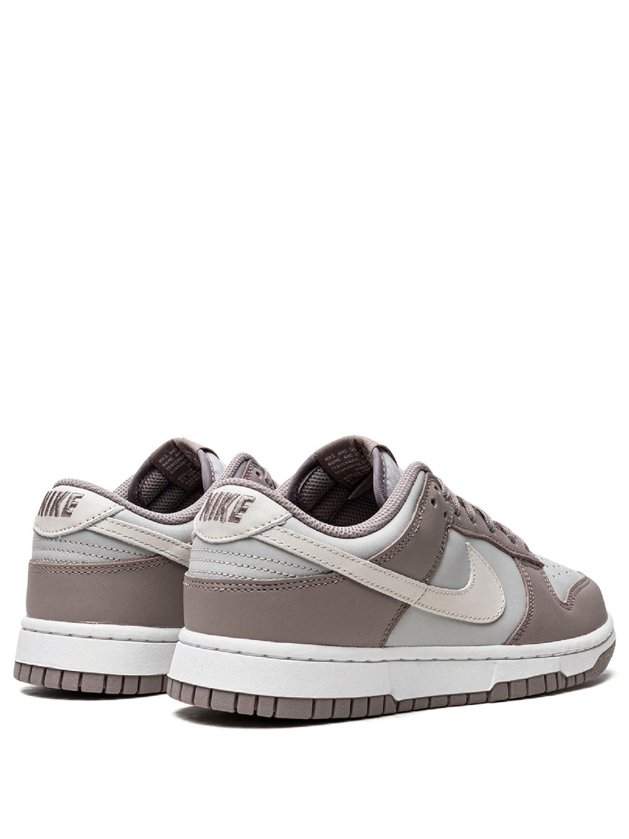Nikee sb dunk low bone beige