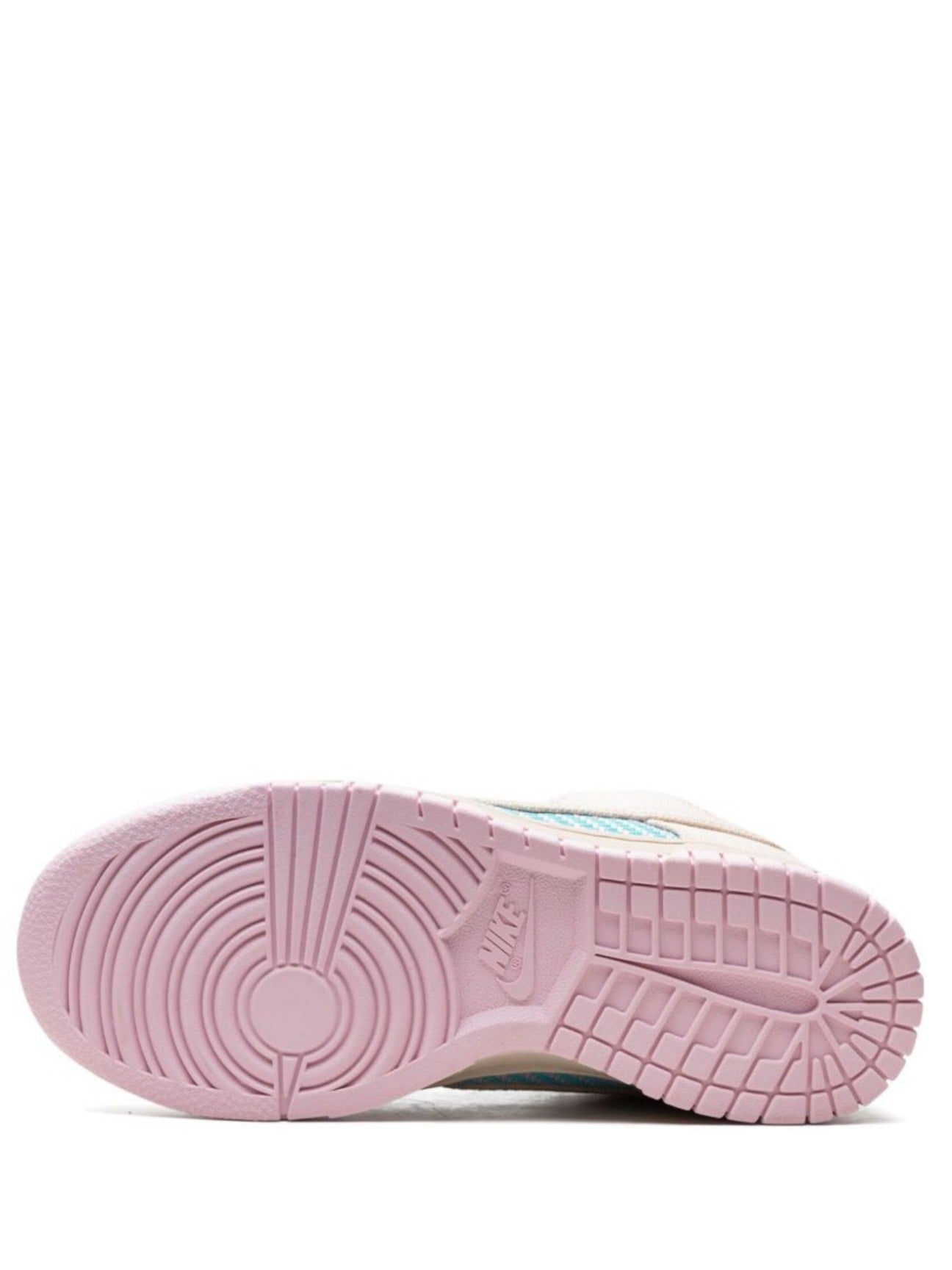 Nikee sb dunk low heat wave