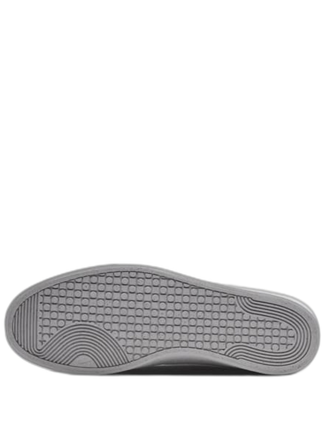 NIKEE court shot triple white