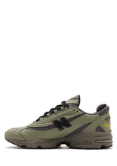 newbalancee M1000EA in Dark Olivine