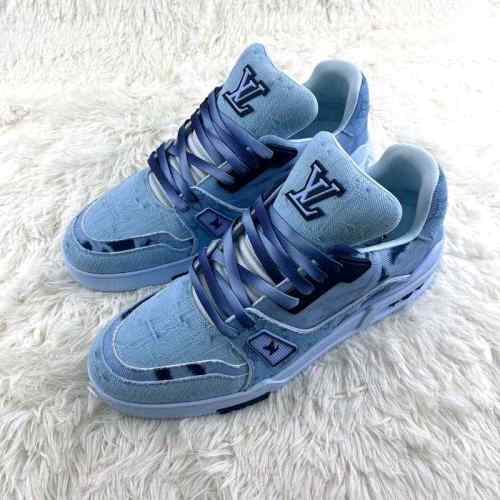 louiss vuitton Trainer with navy denim