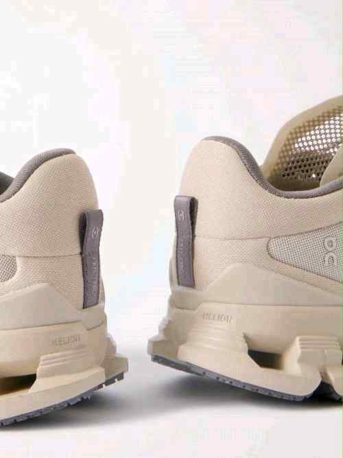 ON Cloud X FKA Twigs Desert Mesh 1116