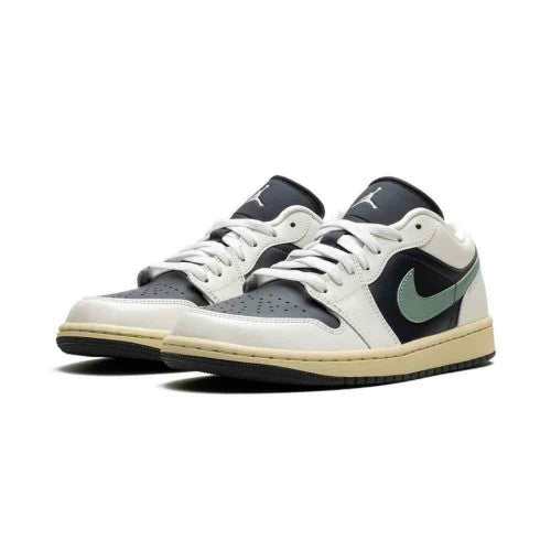 Nikee Air Jordan Retro 1 Low Jade Smoke