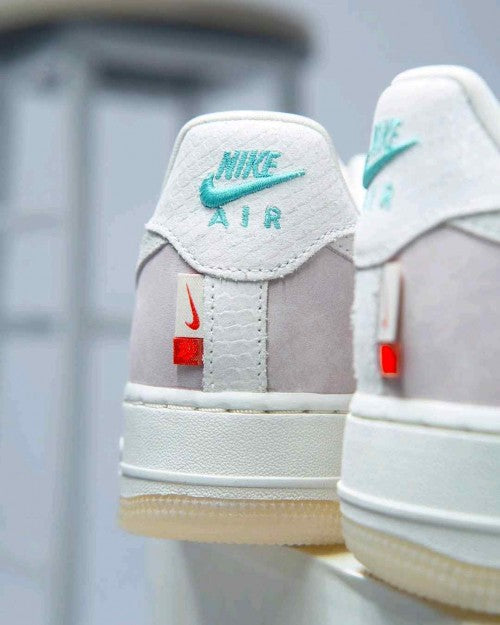 Nikee AirForce 1 07 LX Year of the Dragon