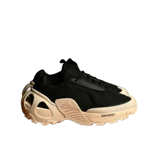 Adidas_Wonder_Runner_cream_Black