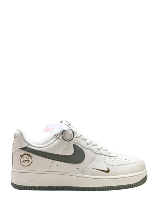nikee Airforce 1 travis scott olive
